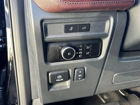 Used 2024 Ford Expedition Max Limited image 15