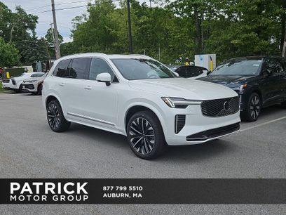 New 2026 Volvo XC90 B6 Plus w/ Protection Package Premier