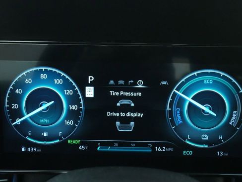 New 2026 Hyundai Elantra Sport FWD image 36