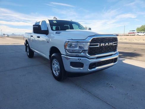 Used 2024 RAM 3500 Tradesman w/ Chrome Appearance Group image 3