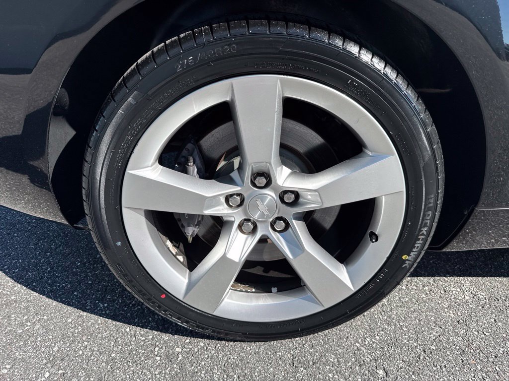 Used 2010 Chevrolet Camaro SS RWD image 9
