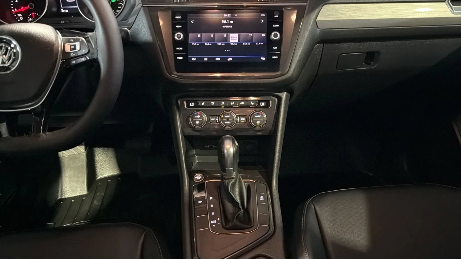 Used 2018 Volkswagen Tiguan SEL FWD image 70