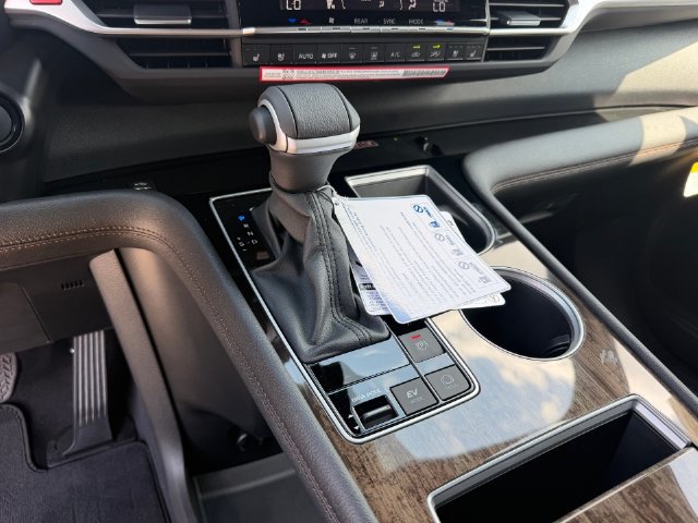 New 2026 Toyota Sienna Platinum AWD/4WD image 14