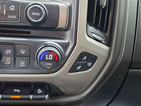 Used 2015 GMC Sierra 1500 Denali AWD/4WD image 16