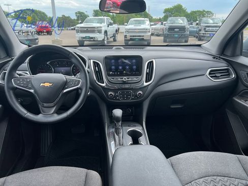 Certified 2024 Chevrolet Equinox LT AWD/4WD image 17