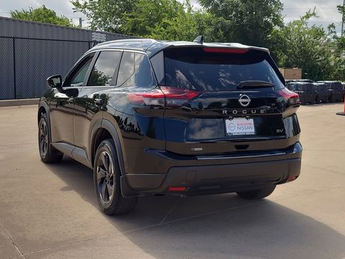 Certified 2024 Nissan Rogue SV w/ SV Premium Package FWD image 2