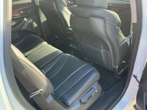 Used 2022 Acura MDX w/ Technology Package image 33