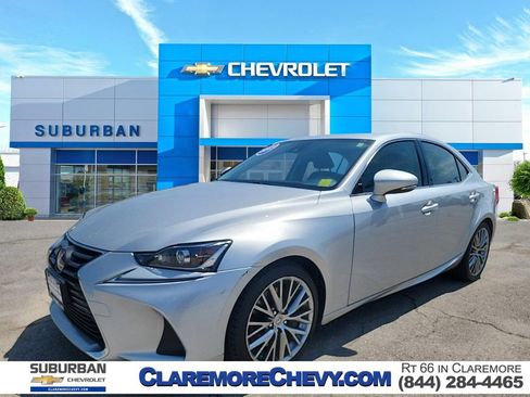 Used 2017 Lexus IS 200t RWD image 1