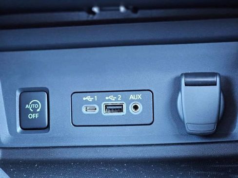 New 2025 Nissan Sentra SR image 20