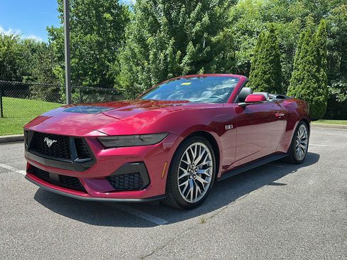 Certified 2025 Ford Mustang GT Premium RWD image 26