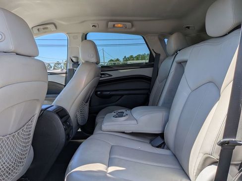 Used 2013 Cadillac SRX Base image 19