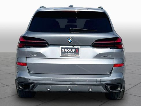 Used 2026 BMW X5 sDrive40i w/ Executive Package RWD image 5