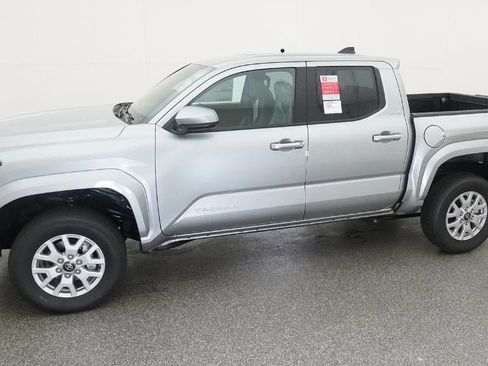 New 2026 Toyota Tacoma SR5 AWD/4WD image 2