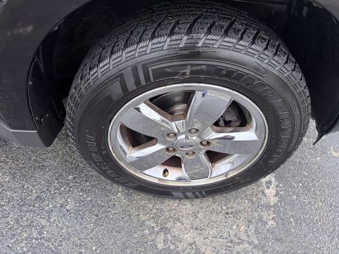 Used 2011 Ford Escape Limited w/ 302A Rapid Spec Order Code image 4