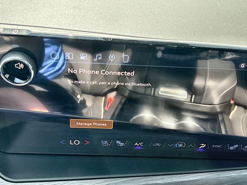 New 2026 Chevrolet Suburban Premier AWD/4WD image 27