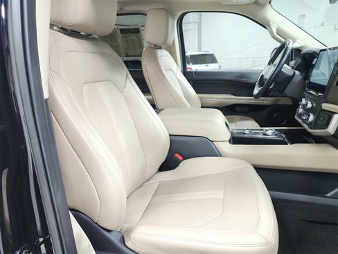 Used 2023 Ford Expedition Max Limited image 42