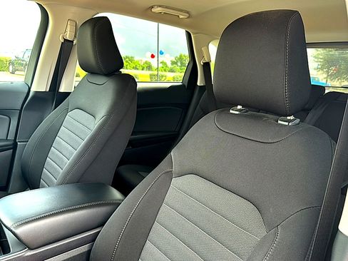 Used 2024 Ford Edge SE AWD/4WD image 14