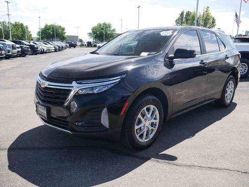 Used 2024 Chevrolet Equinox LT AWD/4WD image 4