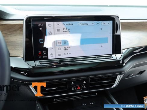 Used 2025 Volkswagen Atlas SE w/ Panoramic Sunroof Package image 65