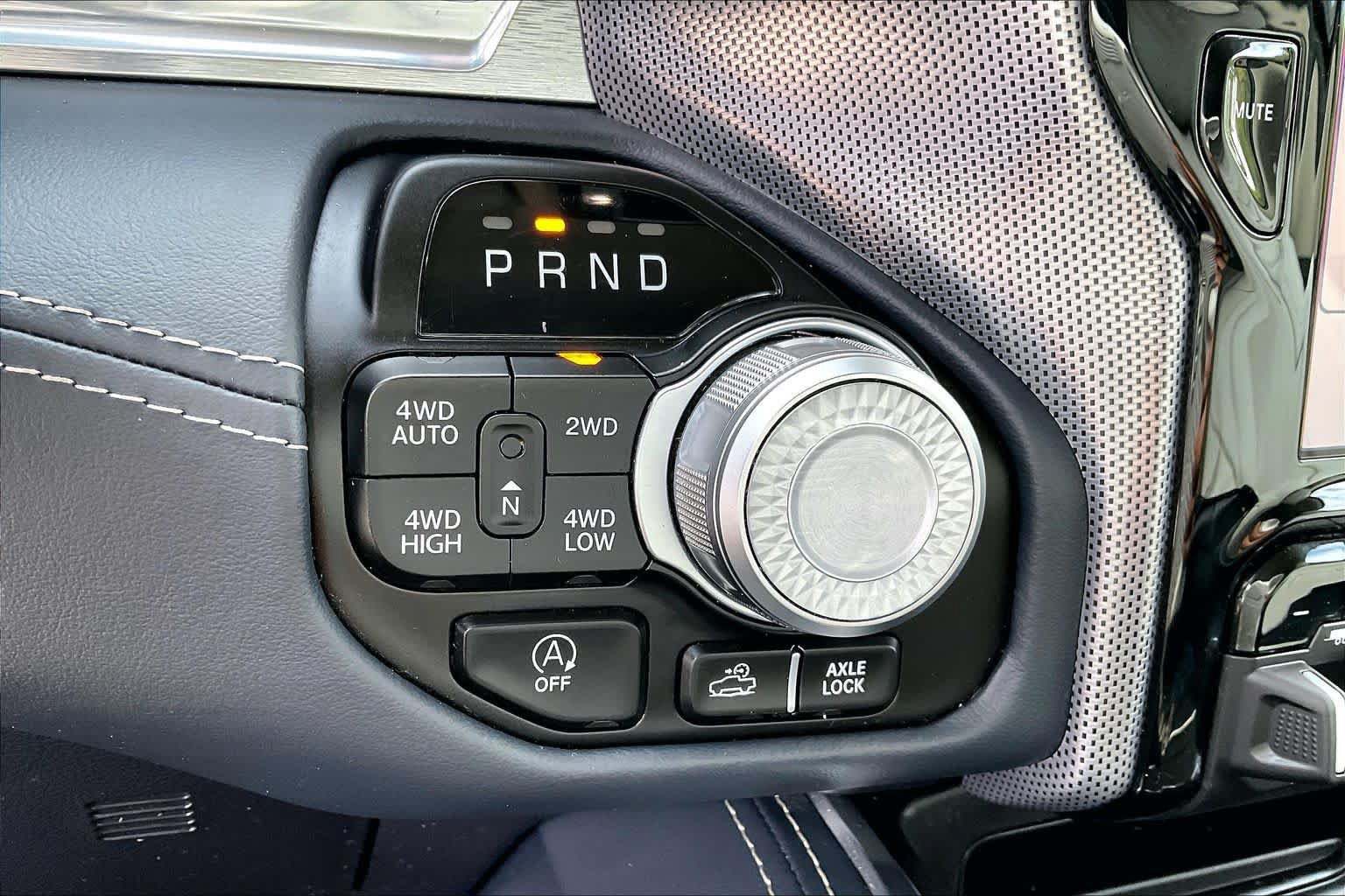 Used 2023 RAM 1500 Limited AWD/4WD image 31