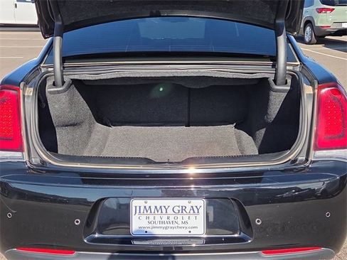 Used 2021 Chrysler 300 S image 13