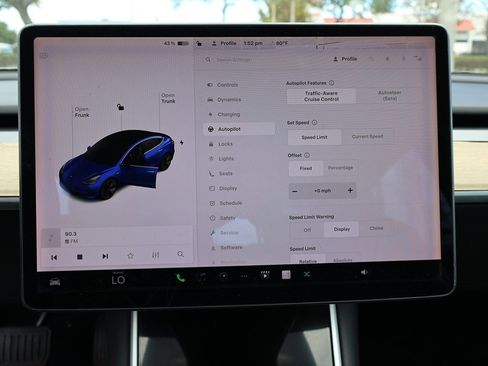 Used 2018 Tesla Model 3 Long Range image 47
