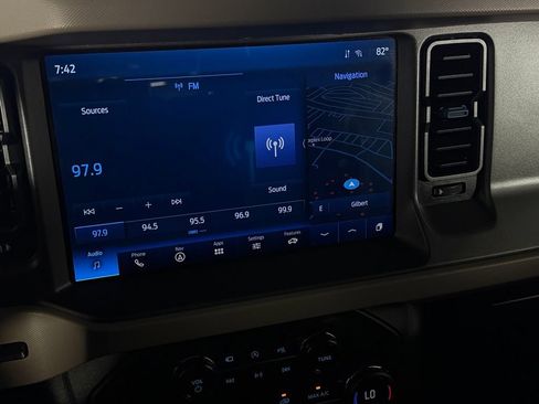 Used 2024 Ford Bronco Wildtrak AWD/4WD image 19