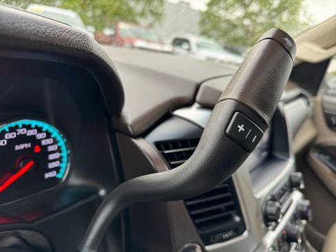 Used 2019 Chevrolet Tahoe Premier AWD/4WD image 35