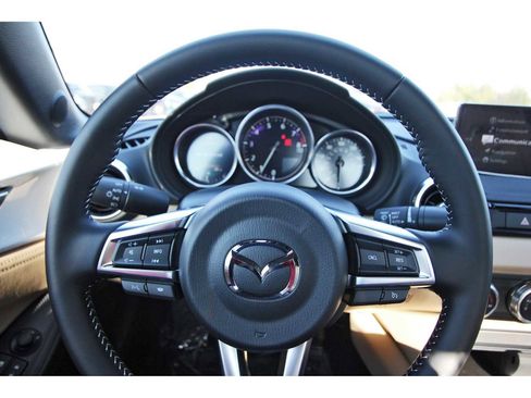 New 2025 MAZDA MX-5 Miata RF Grand Touring image 8