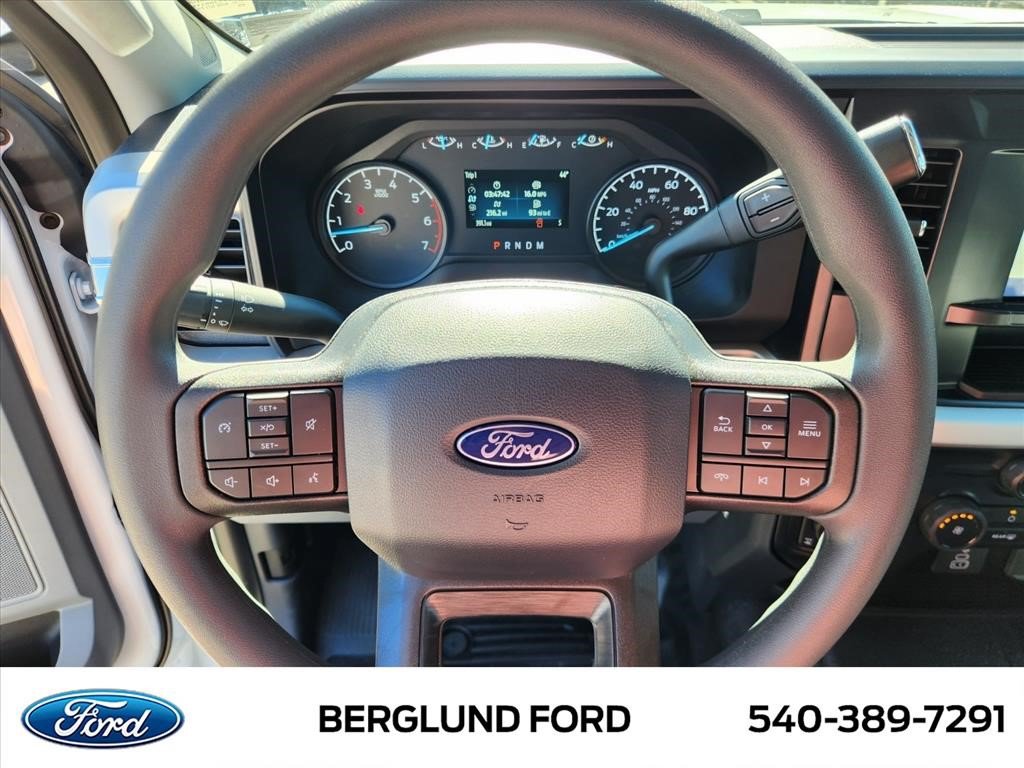 New 2027 Ford F350 XL w/ 360-Degree Camera Package AWD/4WD image 13