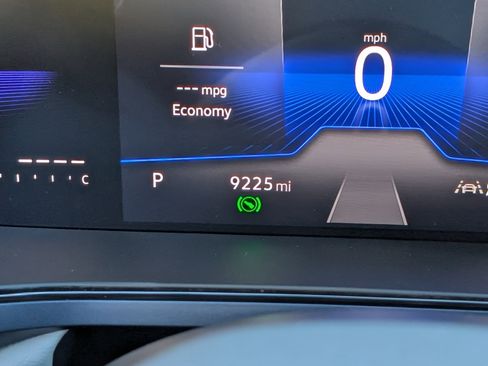 Used 2024 Volkswagen Taos SE image 24