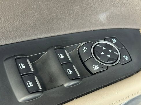 Used 2021 Lincoln Nautilus Reserve image 12