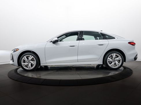 Used 2025 Audi A5 2.0T Premium Plus w/ Premium Plus AWD/4WD image 6