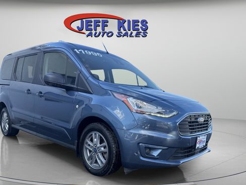 Used 2022 Ford Transit Connect XLT image 3
