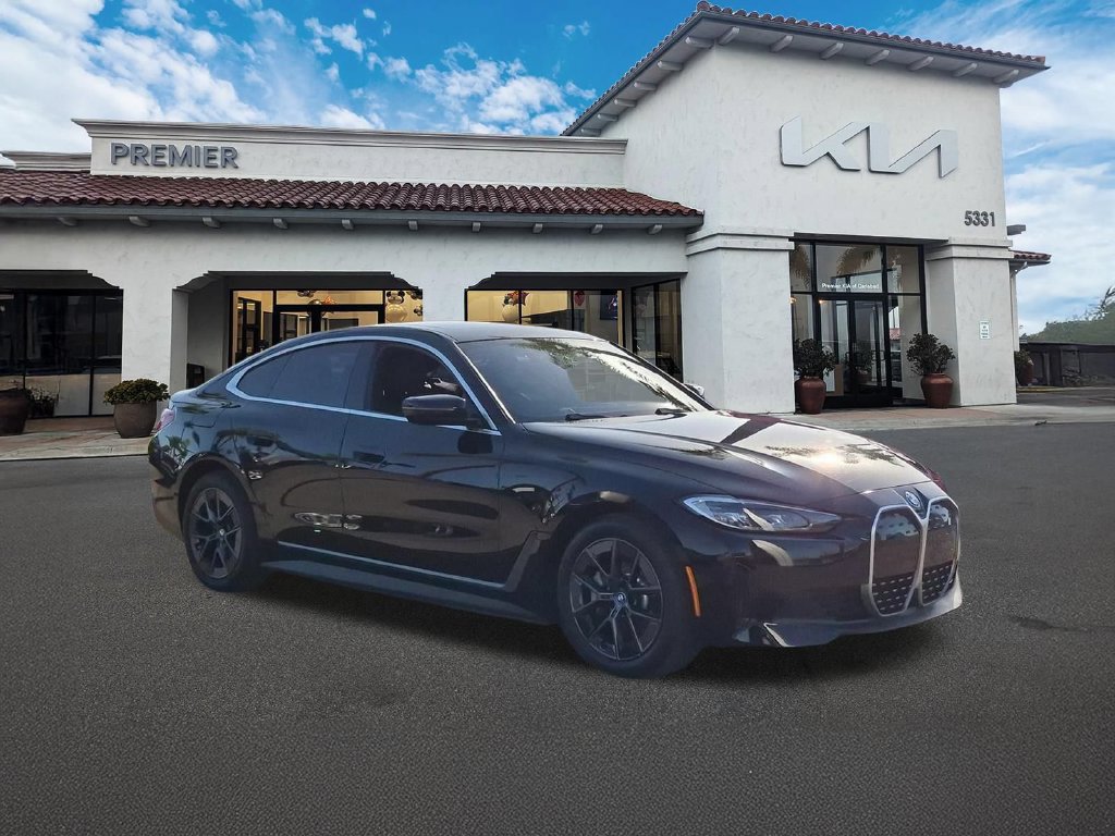 Used 2022 BMW i4 eDrive40 RWD image 2