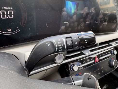 Used 2025 Hyundai Tucson Blue image 37