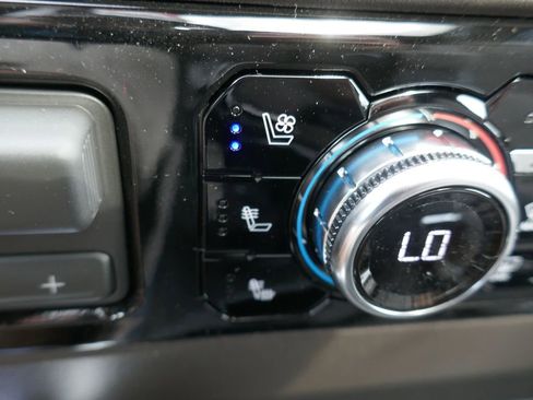 New 2026 GMC Sierra 1500 SLT image 28