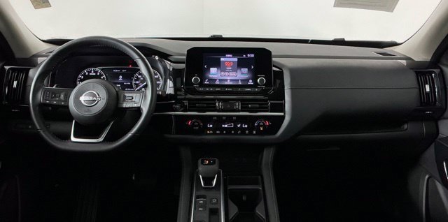 Used 2025 Nissan Pathfinder SV w/ SV Premium Package FWD image 24