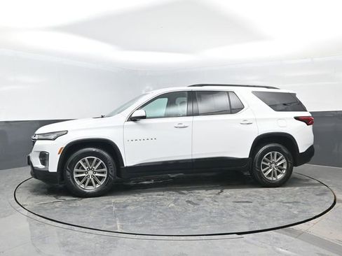 Used 2023 Chevrolet Traverse LT image 4