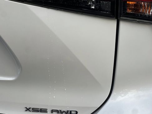 Used 2021 Toyota Highlander XSE image 39