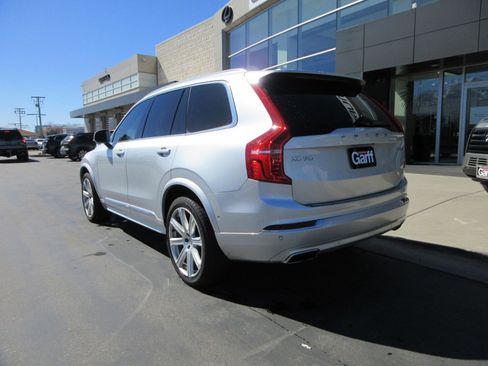 Used 2018 Volvo XC90 T6 Inscription w/ Convenience Package image 5
