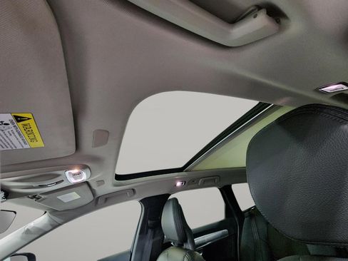 Used 2018 Volvo V90 T5 Cross Country w/ Convenience Package image 14