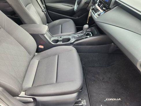 Certified 2025 Toyota Corolla LE image 14