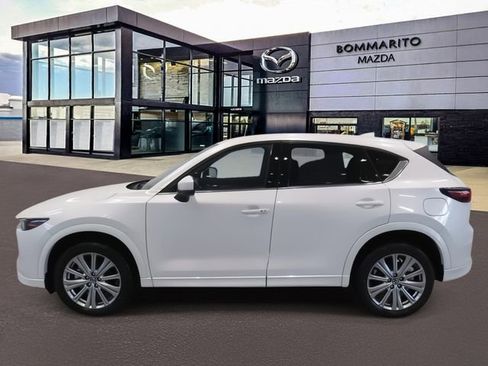 New 2025 MAZDA CX-5 Signature image 2