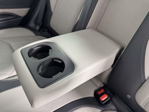 Used 2023 Subaru Forester Limited image 35