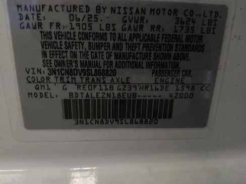 Used 2025 Nissan Versa S w/ Trunk Package FWD image 33