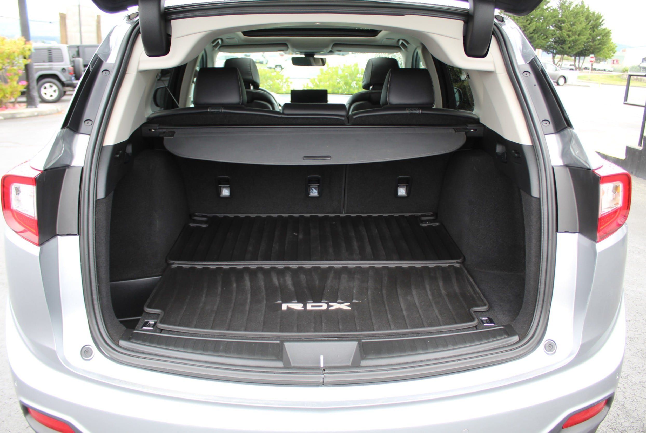 Used 2019 Acura RDX w/ Advance Package AWD/4WD image 17
