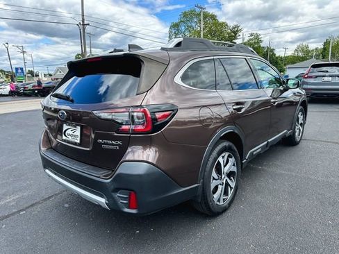Used 2021 Subaru Outback Touring w/ Popular Package #2 AWD/4WD image 8