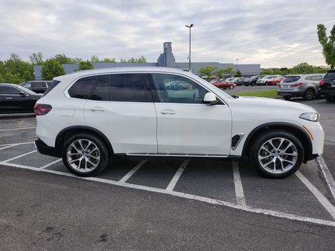 Used 2026 BMW X5 xDrive40i AWD/4WD image 21