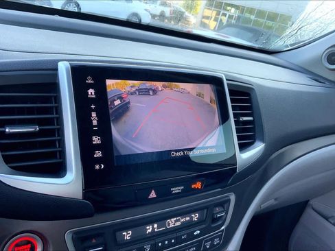 Used 2017 Honda Pilot EX image 28